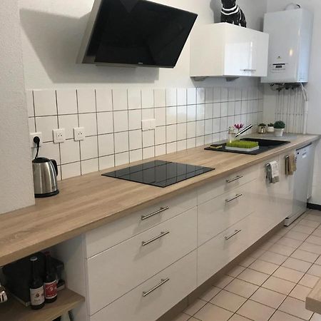 La maison de ville - 4 chambres, 2 sdb, terrasse et garage - 90m2 Vesoul Extérieur photo